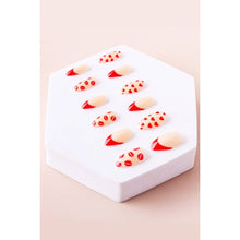 Load image into Gallery viewer, Lips Tips and Heart Press On Nail Set