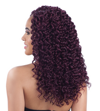 Load image into Gallery viewer, Freetress Beach Curl 12” Crochet Hair