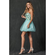 Load image into Gallery viewer, Juliet - FRONT BMBROIDERY ON TOP  SHORT DRESS : MINT / L
