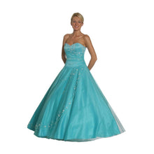 Load image into Gallery viewer, Juliet - SWEETHEART BEADED DETAILS BALL GOWN: FUCHSIA / 3XL
